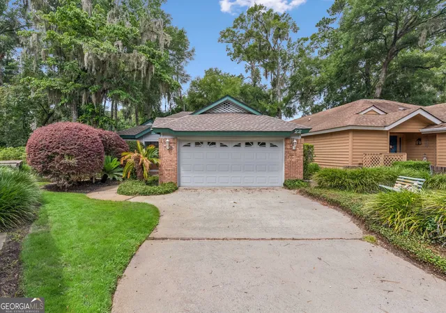1st image of 22 Bay Tree Ct W, St. Simons, GA 31522 | MLS# 10790378