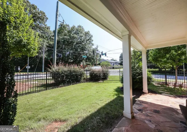 Photo 2 of Single family home for sale at 655 Oglethorpe Ave, Athens, GA 30606 | MLS# 10809179 | Listing updated on 2026-08-03