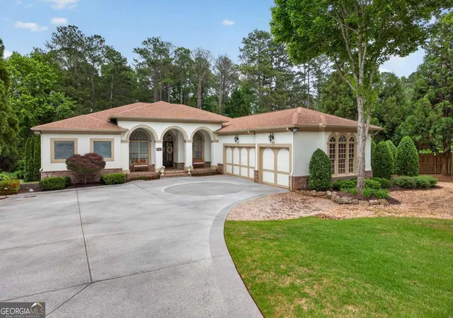 1st image of 6010 Robbs Dr, Cumming, GA 30041 | MLS# 10771287