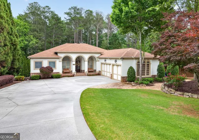 2nd image of 6010 Robbs Dr, Cumming, GA 30041 | MLS# 10771287