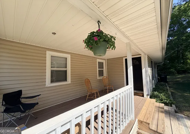 Photo 3 of Sale Pending at 5079 Hudson Rd, Loganville, GA 30052 | MLS# 10767929 | Listing updated on 2026-09-19