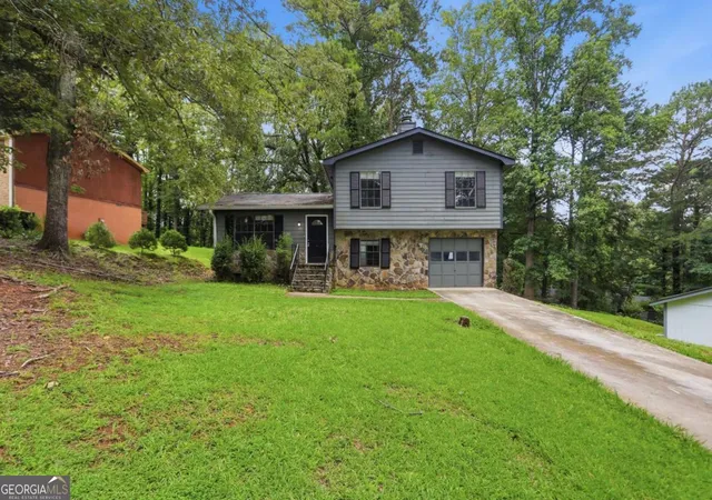 Photo 1 of Single family home for sale at 5516 Liberty Rd, Union City, GA 30291 | MLS# 10807753 | Listing updated on 2026-08-31