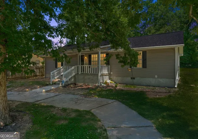4th image of 566 Shadowmoor Cir, Thomson, GA 30824 | MLS# 10778412