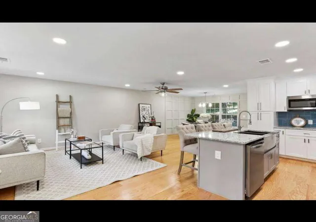 Photo 4 of Single family home for sale at 5115 Martins Xing Rd, Stone Mountain, GA 30088 | MLS# 10733094 | Listing updated on 2026-08-19
