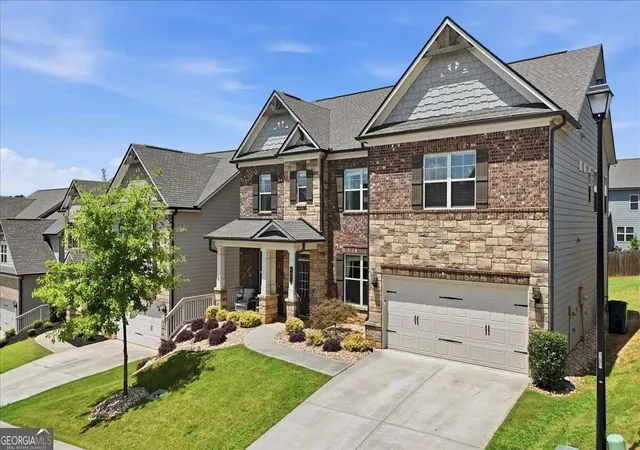 Photo 3 of Single family home for sale at 4422 Chestnut Oak Wy Sw, Gainesville, GA 30504 | MLS# 10827099 | Listing updated on 2026-08-31
