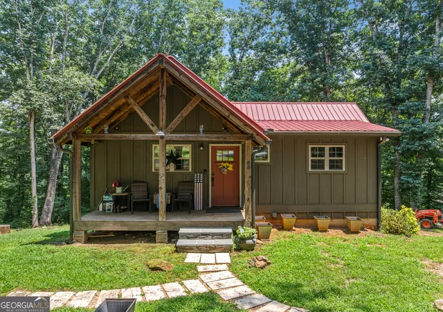 Photo 1 of Sale Pending at 88 Old Vineyard Wy, Cleveland, GA 30528 | MLS# 10814959 | Listing updated on 2026-08-30