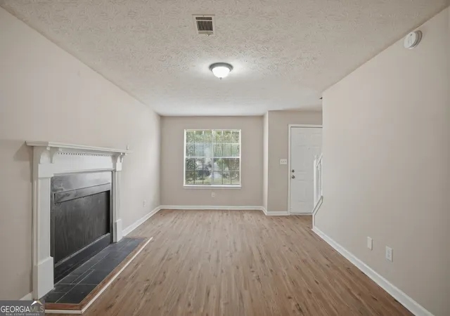image of 498 Brookfield Wy, Jonesboro, GA 30238 | MLS# 10772793