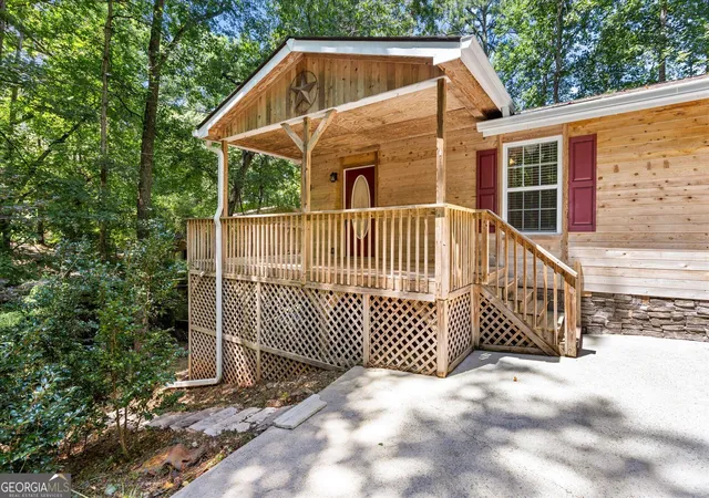 Photo 3 of Single family home for sale at 9021 Lakeview Pkwy, Villa Rica, GA 30180 | MLS# 10829693 | Listing updated on 2026-09-29