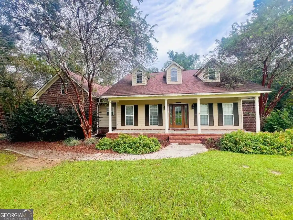 Single family home for sale at 4022 Liska Cir, Valdosta, GA 31605 | MLS# 10869635
