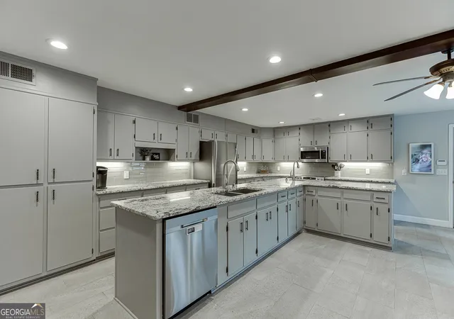 Photo 2 of Single family home for sale at 5984 Dolvin Ln, Buford, GA 30518 | MLS# 10722506 | Listing updated on 2026-09-19