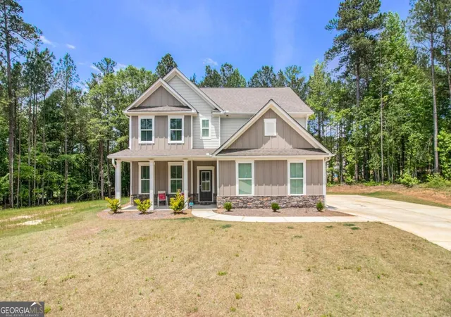 Photo 1 of Single family home for sale at 20 Richmond Trl, Oxford, GA 30054 | MLS# 10817675 | Listing updated on 2026-09-18