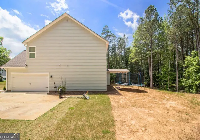Photo 3 of Single family home for sale at 20 Richmond Trl, Oxford, GA 30054 | MLS# 10817675 | Listing updated on 2026-09-18