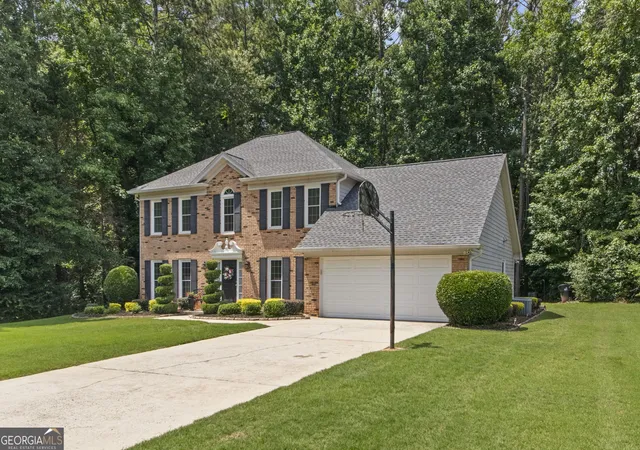 2nd image of 8409 Waverly Dr, Jonesboro, GA 30236 | MLS# 10787304