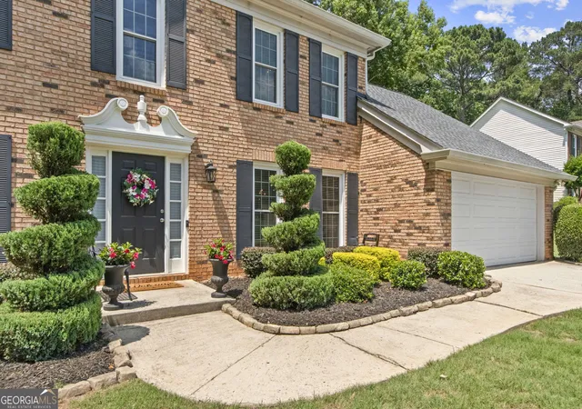 3rd image of 8409 Waverly Dr, Jonesboro, GA 30236 | MLS# 10787304