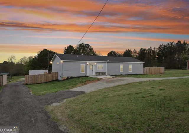 1st image of 698 Smith Cemetery Rd, Winder, GA 30680 | MLS# 10706204