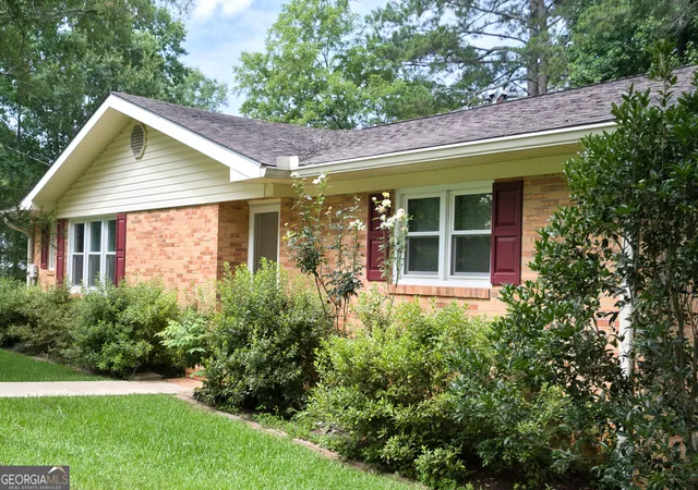2nd image of 2503 14th Ave, Valley, AL 36854 | MLS# 10771896