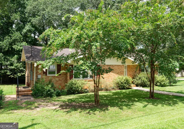 3rd image of 2503 14Th Ave, Valley, AL 36854 | MLS# 10771896