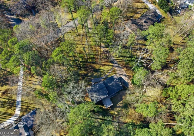 Homes for sale in Stone Mountain, GA | 2037 Stoneleigh Dr, Stone Mountain, GA 30087 | MLS# 10795235