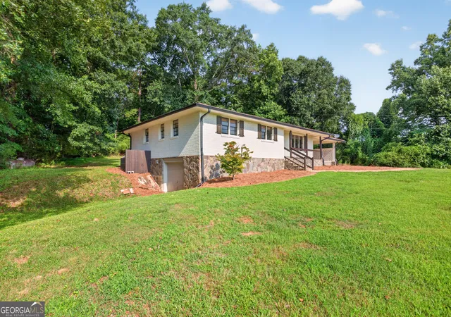 4th image of 1775 Jett Roberts Rd, Jefferson, GA 30549 | MLS# 10796842