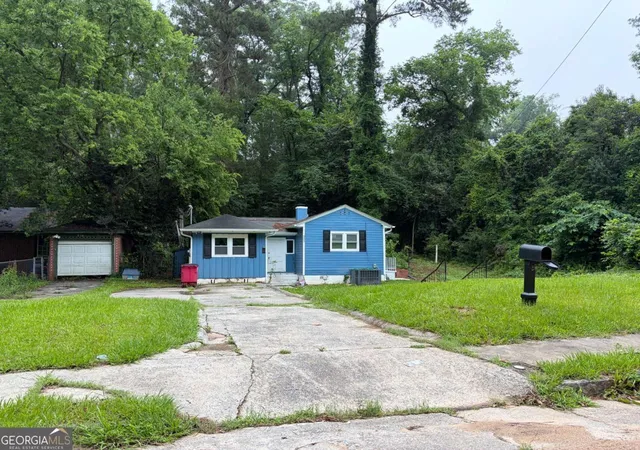 3rd image of 980 Curry Pl, Macon, GA 31211 | MLS# 10810282