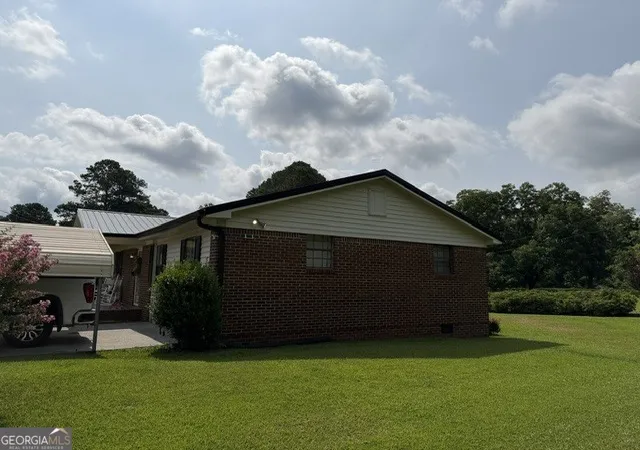 Photo 3 of Single family home for sale at 287 S Whitehead St, Warrenton, GA 30828 | MLS# 10794243 | Listing updated on 2026-07-10