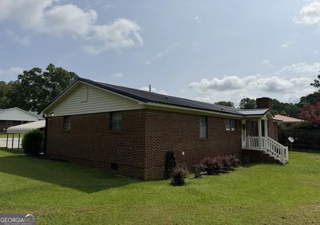 Photo 4 of Single family home for sale at 287 S Whitehead St, Warrenton, GA 30828 | MLS# 10794243 | Listing updated on 2026-07-10