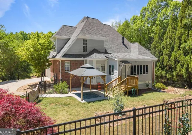 Photo 3 of Single family home for sale at 1031 Founders Lake Dr, Athens, GA 30606 | MLS# 10757951 | Listing updated on 2026-08-16