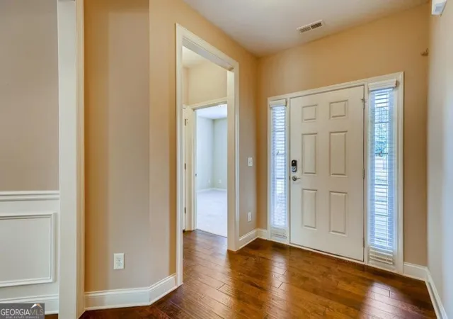 Photo 3 of Single family home for sale at 3341 Carolina Wren Trl SW, Marietta, GA 30060 | MLS# 10720546 | Listing updated on 2026-09-06