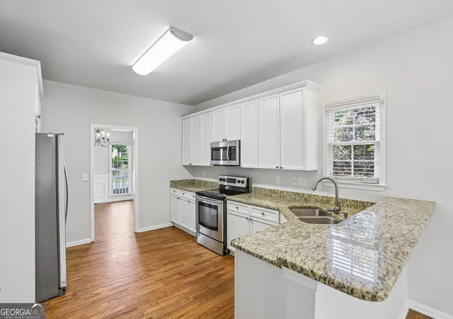 Photo 1 of Single family home for sale at 199 Pine Crescent, Newnan, GA 30265 | MLS# 10789942 | Listing updated on 2026-09-20