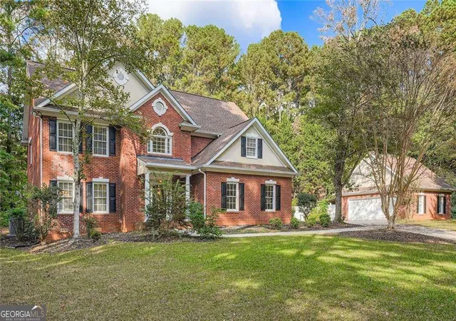 Photo 2 of Single family home for sale at 100 Hamilton Glen Ct, Fayetteville, GA 30215 | MLS# 10795366 | Listing updated on 2026-09-21