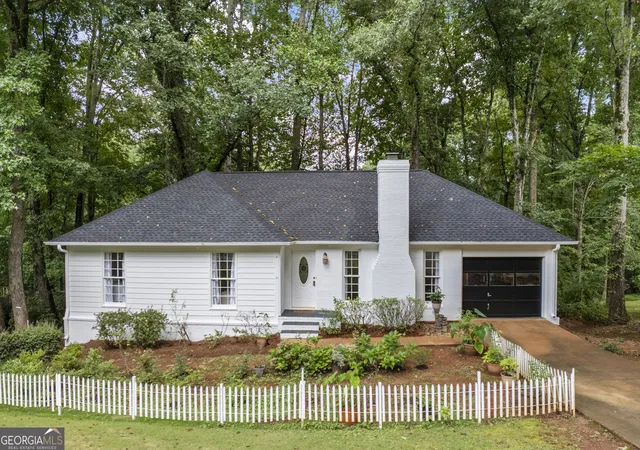 Photo 1 of Single family home for sale at 375 Brookstone Dr, Athens, GA 30605 | MLS# 10806171 | Listing updated on 2026-07-29