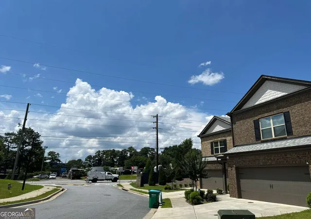 Photo 2 of Single family home for sale at 4485 Almanor Cir, Norcross, GA 30071 | MLS# 10808743 | Listing updated on 2026-08-02