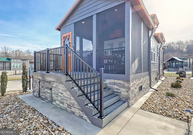 Photo 3 of Manufactured home for sale at 341 Mountain Crk Rd, Blairsville, GA 30512 | MLS# 10797433 | Listing updated on 2026-07-15