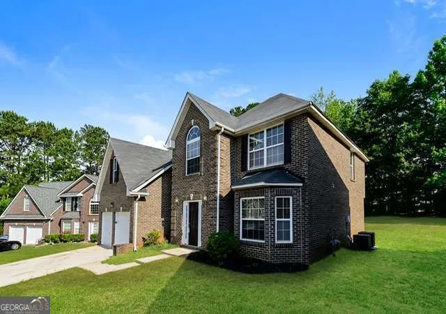 Photo 2 of Sale Pending at 626 Pipkin Dr, Mcdonough, GA 30253 | MLS# 10817955 | Listing updated on 2026-10-01