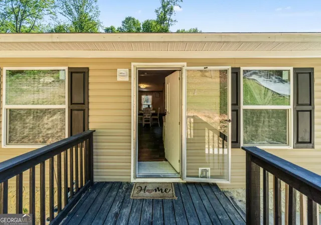 Photo 3 of Manufactured home for sale at 2261 Barnes Dr, Gainesville, GA 30507 | MLS# 10741212 | Listing updated on 2026-05-09