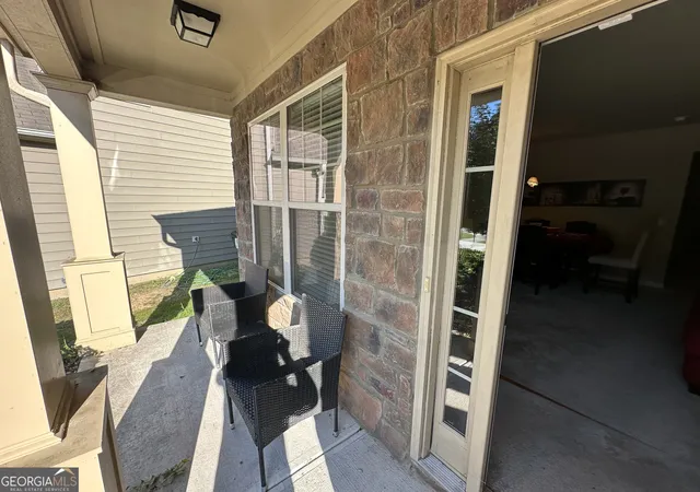 3rd image of 380 Brannigan Ct, Union City, GA 30291 | MLS# 10559884