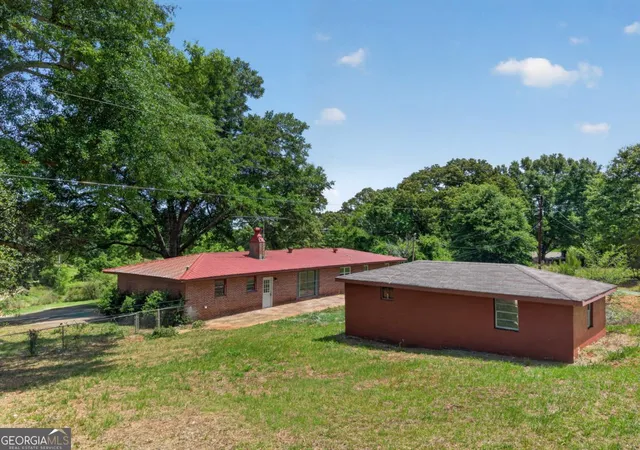 32nd image of 201 Cove Access Rd, Talladega, AL 35160 | MLS# 10818663