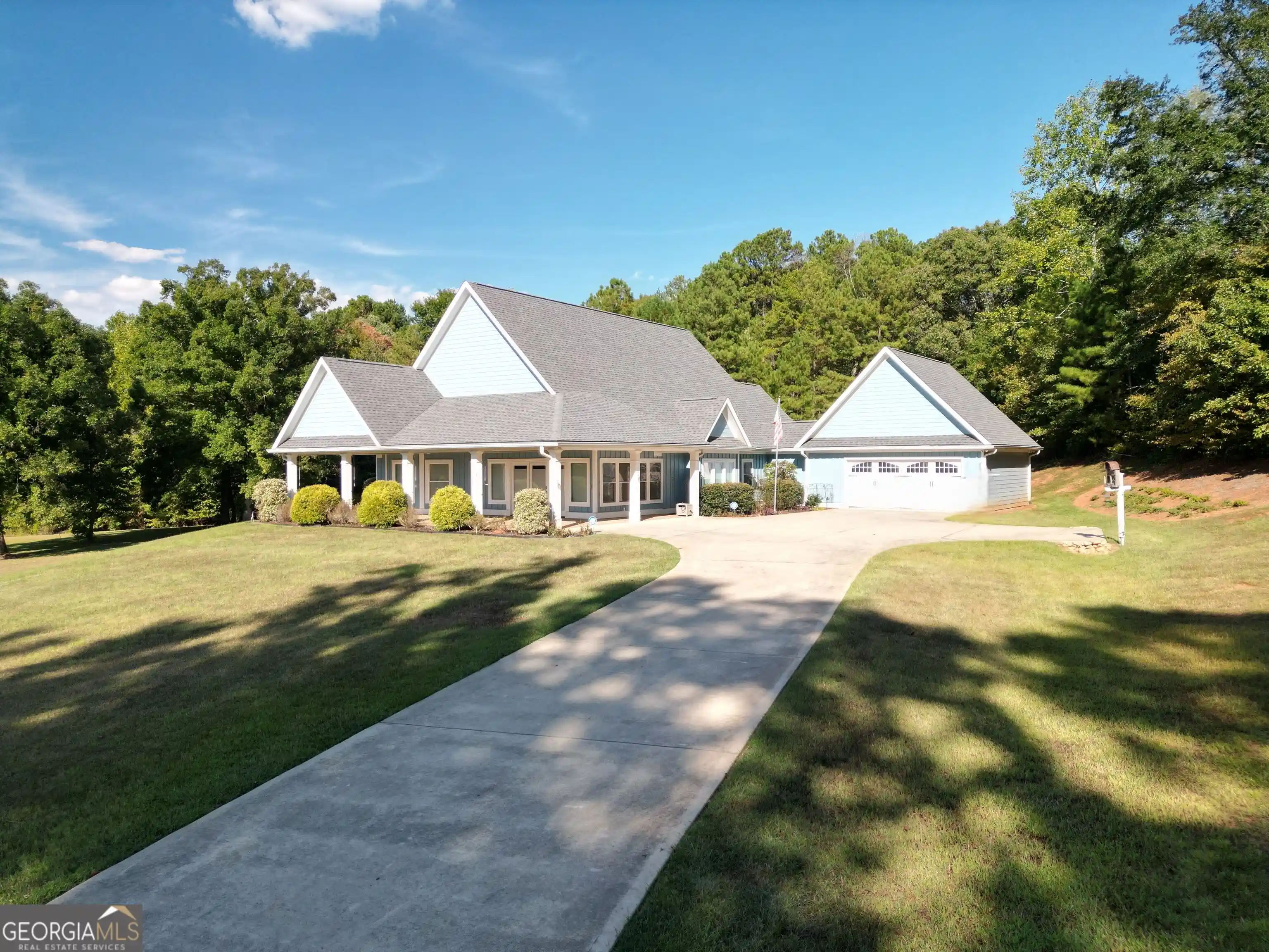 Photo 1 of Single family home for sale at 340 Thomas Dr, Eatonton, GA 31024 | MLS# 10851512 | Listing updated on 2026-10-11