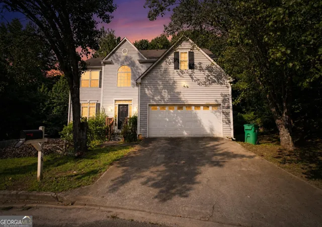 2nd image of 6065 Shadow Lake Vw, Lithonia, GA 30058 | MLS# 10795620