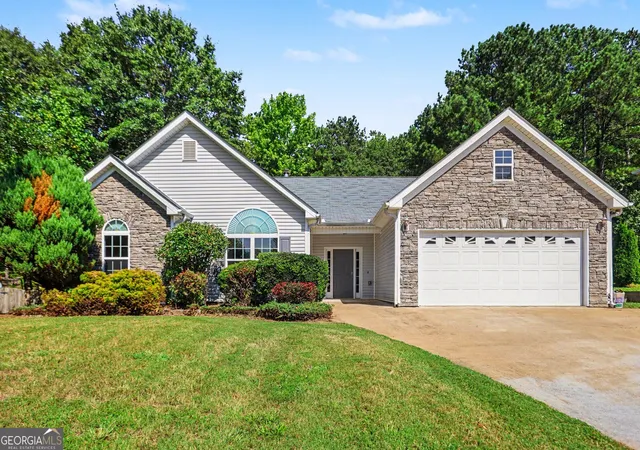 Photo 1 of Single family home for sale at 187 Ivey Lake Pkwy, Temple, GA 30179 | MLS# 10829446 | Listing updated on 2026-09-08
