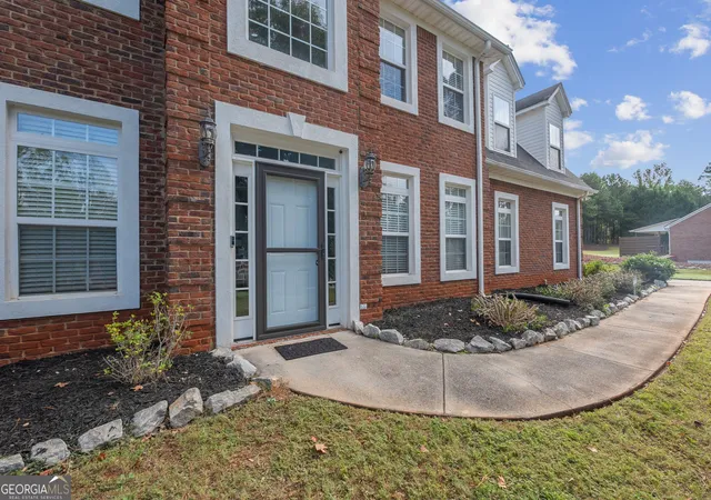 Photo 2 of Single family home for sale at 1433 Cotton Trl, Conyers, GA 30094 | MLS# 10830625 | Listing updated on 2026-09-04