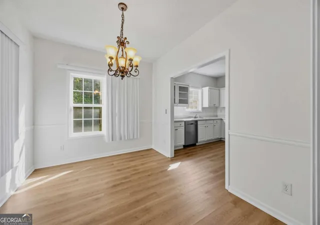 Photo 4 of Single family home for sale at 1094 Cliftwood Dr, Riverdale, GA 30296 | MLS# 10769231 | Listing updated on 2026-06-25