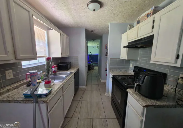 Photo 3 of Single family home for sale at 2835 Sapphire St, Atlanta, GA 30349 | MLS# 10776313 | Listing updated on 2026-06-16