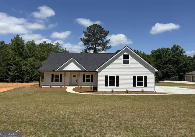 Homes for sale in Barnesville, GA | 117 Mason Rdg, Barnesville, GA 30204 | MLS# 10737056