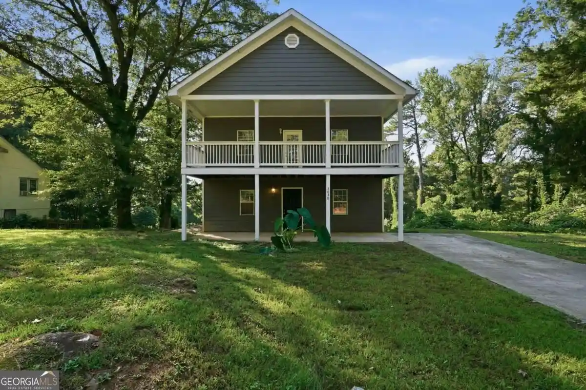 Photo 1 of Single family home for sale at 3038 Panther Trl Sw, Atlanta, GA 30311 | MLS# 10875526 | Listing updated on 2026-10-20
