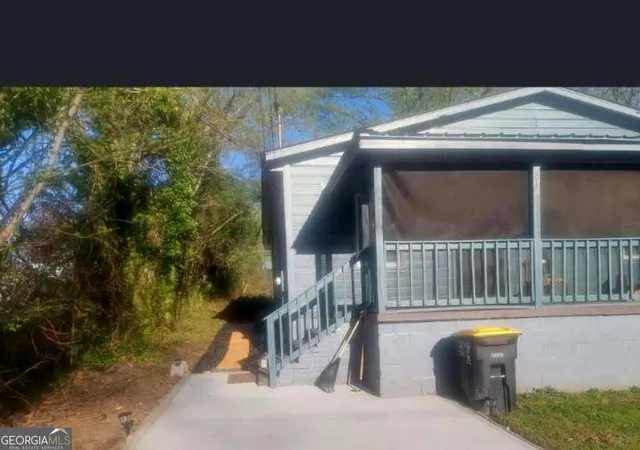 Photo 3 of Multi family home for sale at 331 Nixon Ave SW, Rome, GA 30161 | MLS# 10819144 | Listing updated on 2026-10-03
