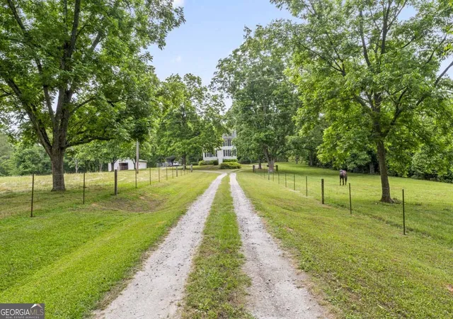 Homes for sale in Molena, GA | 201 Lawrence Mill Road, Molena, GA 30258 | MLS# 10769977