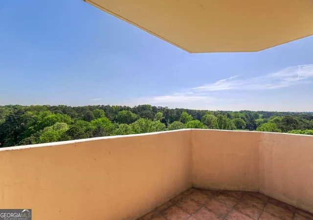 5th image of 1501 Clairmont Rd #1216, Decatur, GA 30033 | MLS# 10734157