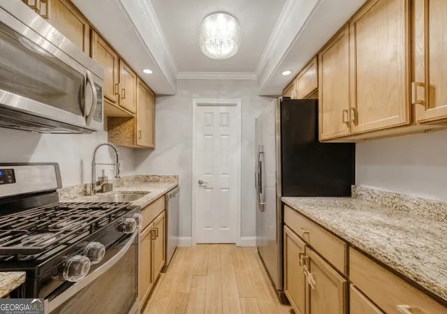 Photo 3 of Sale Pending at 6851 Roswell Rd #A5, Atlanta, GA 30328 | MLS# 10686993 | Listing updated on 2026-08-27