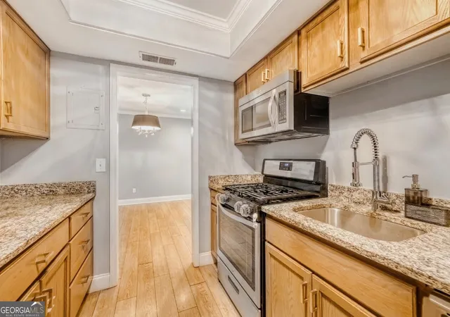 Photo 4 of Sale Pending at 6851 Roswell Rd #A5, Atlanta, GA 30328 | MLS# 10686993 | Listing updated on 2026-08-27